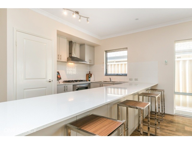 4 Heronwood Glade, Harrisdale WA 6112