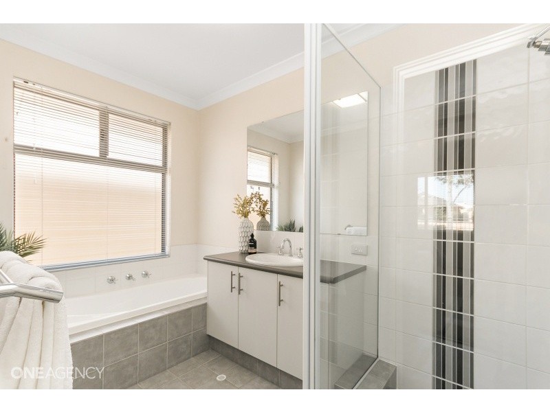 4 Heronwood Glade, Harrisdale WA 6112