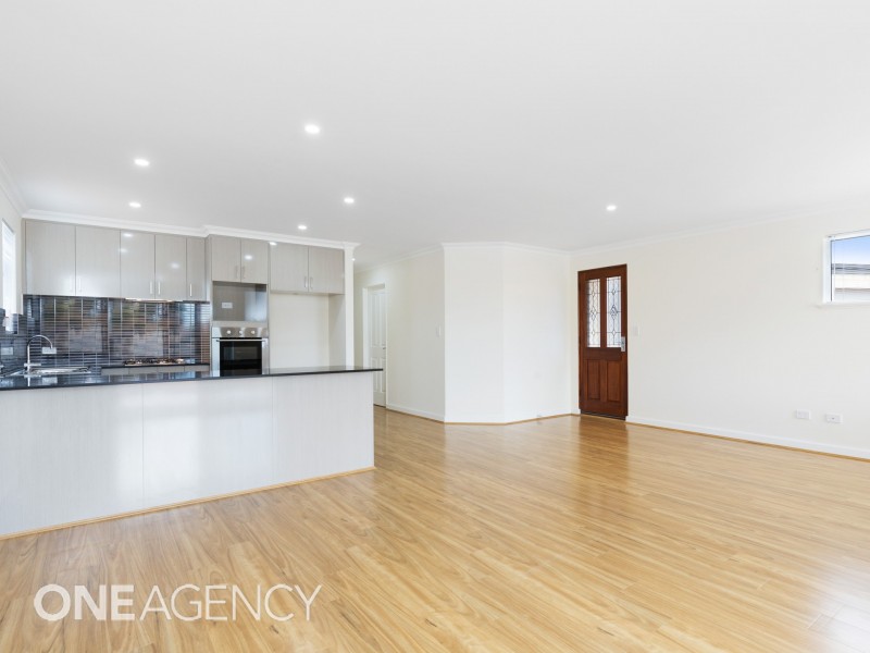 2/4 Sawle Road, Hamilton Hill WA 6163