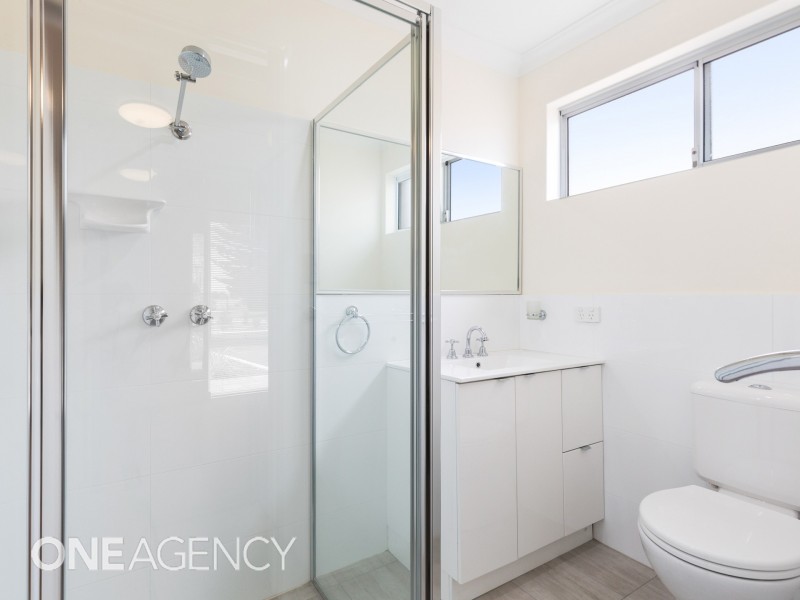 2/4 Sawle Road, Hamilton Hill WA 6163