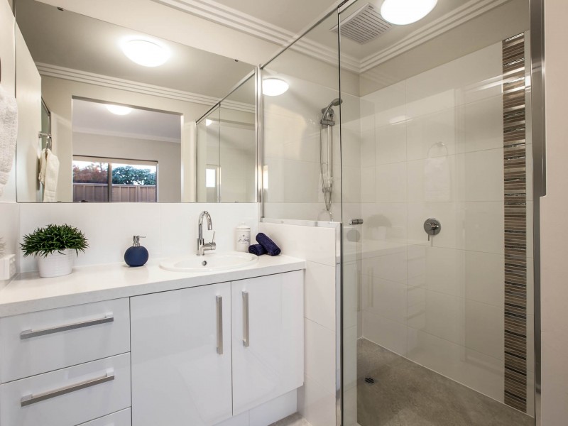 2/122 Rockingham Road, Hamilton Hill WA 6163