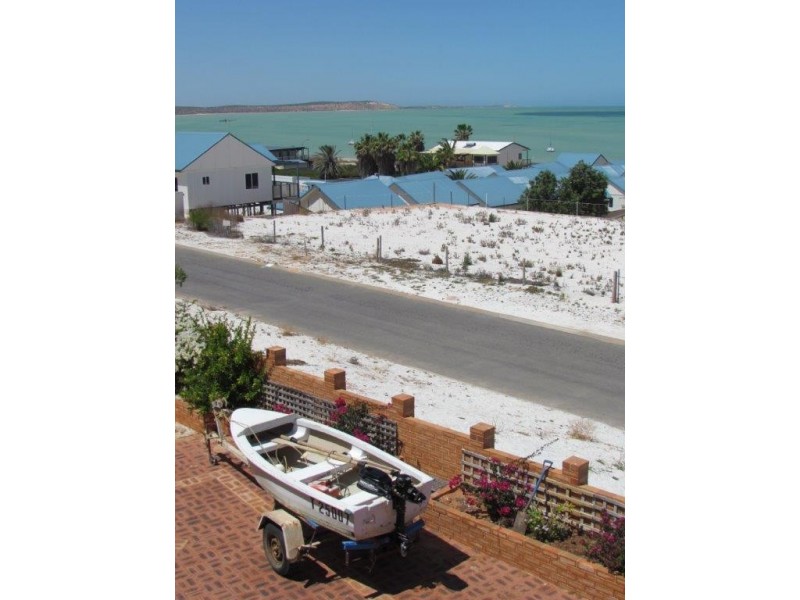 9 Mainland Street, Denham WA 6537