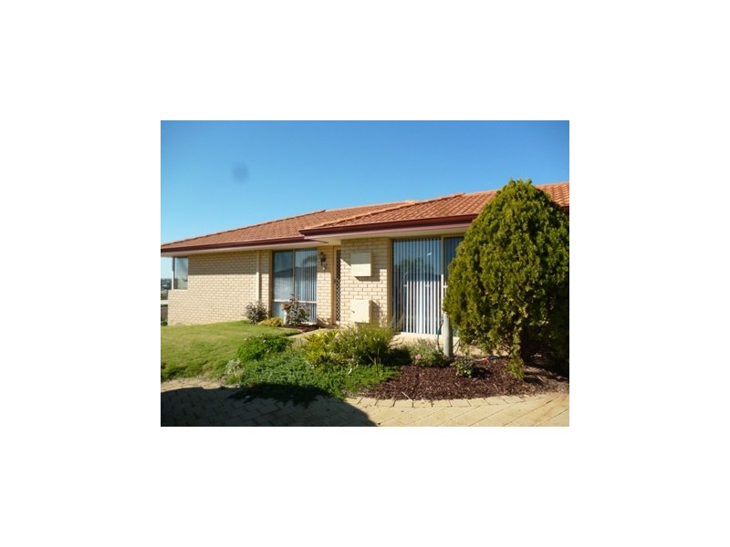 10B Cadiz Place, Coogee WA 6166