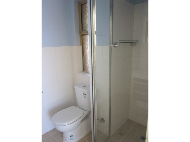 10B Cadiz Place, Coogee WA 6166