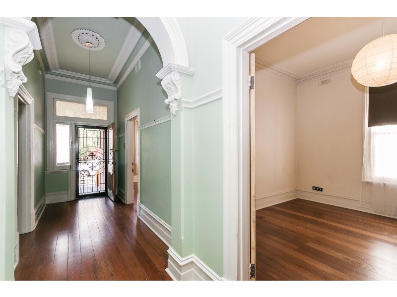 28 Russell Street, Fremantle WA 6160