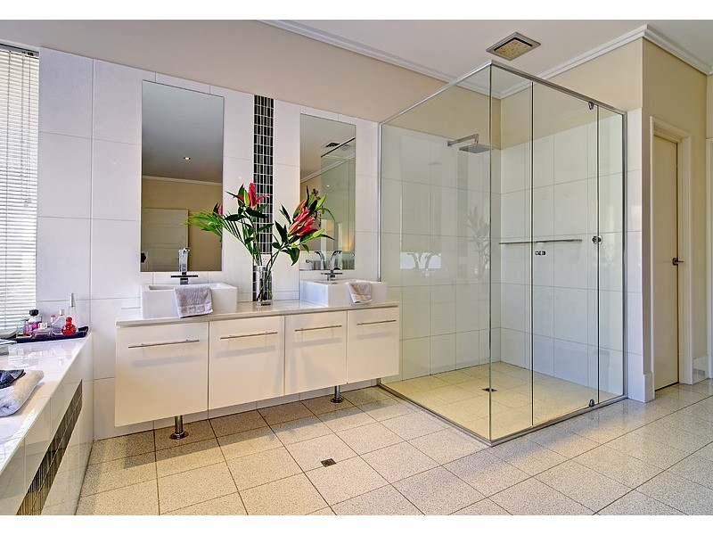 27A Preston Point Road, East Fremantle WA 6158