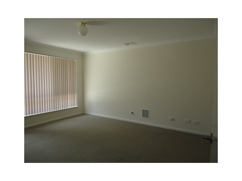 10 Bickford Place, Hamilton Hill WA 6163