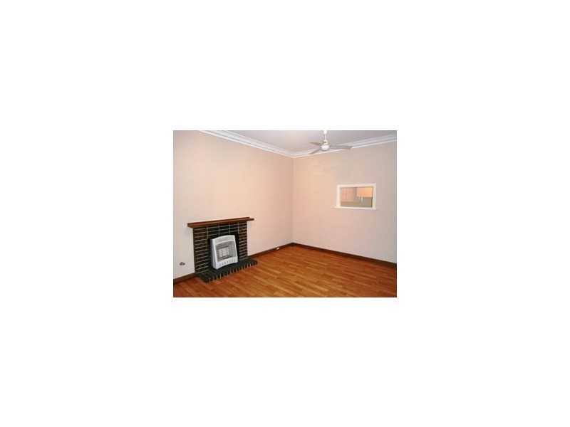6 Ellement Parade, Coogee WA 6166