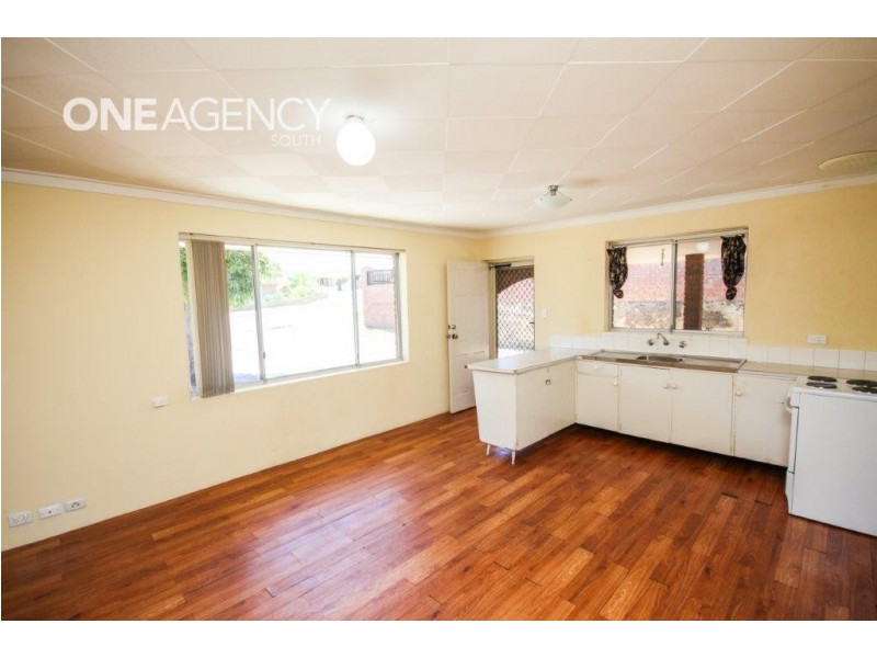 75A Barrington Street, Spearwood WA 6163