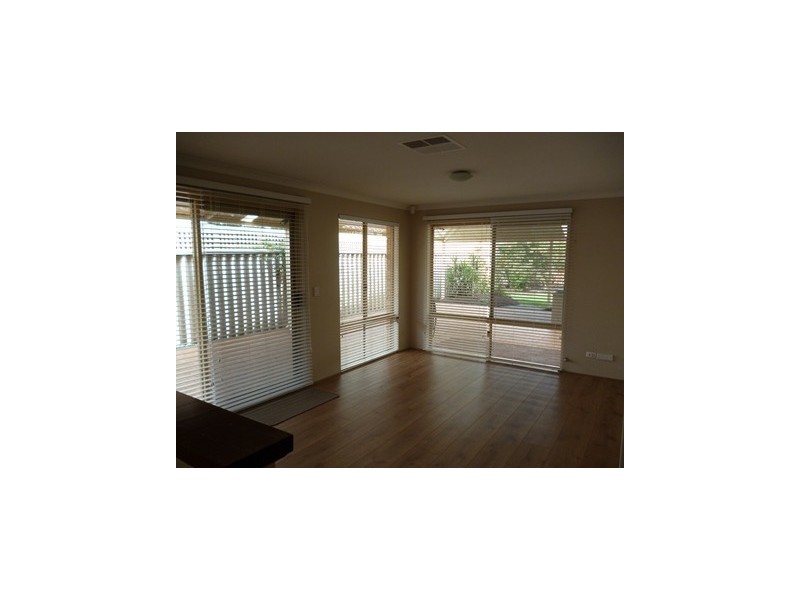 23 Ballard Mews, Success WA 6164