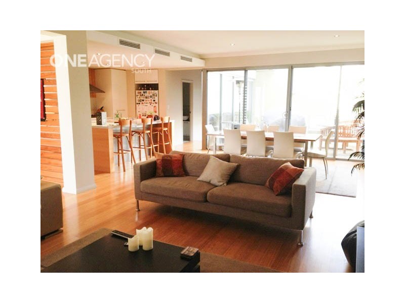 10 Bernier Rise, North Coogee WA 6163