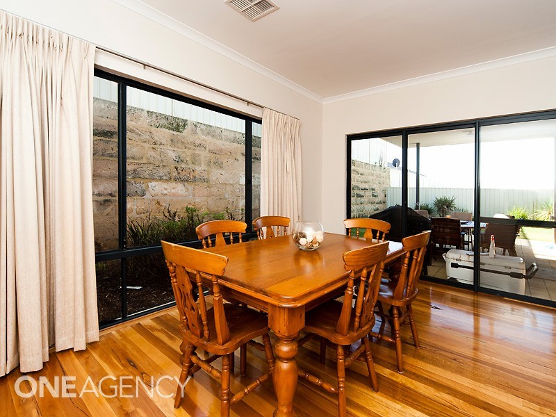 6 Nawa Rise, Coogee WA 6166
