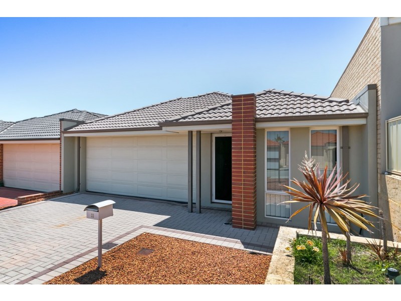 11 Magnet Close, Munster WA 6166