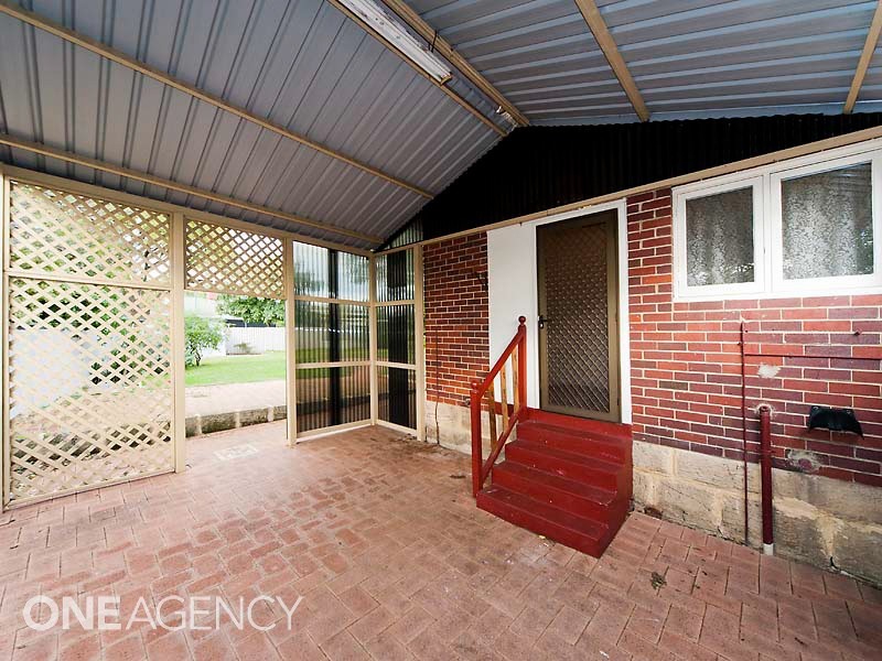 41 Williams Road, Coolbellup WA 6163