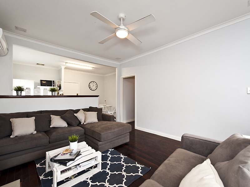34 Lockett Street, Coolbellup WA 6163