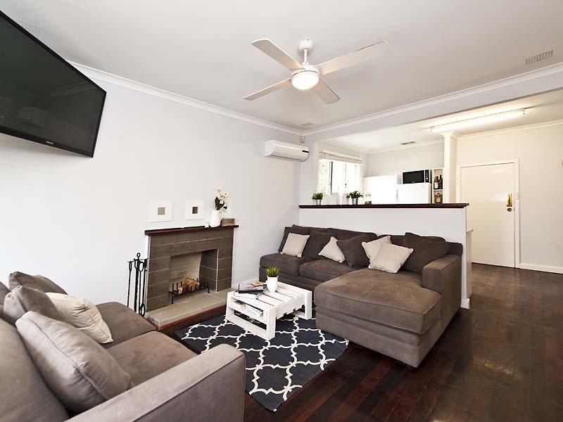 34 Lockett Street, Coolbellup WA 6163