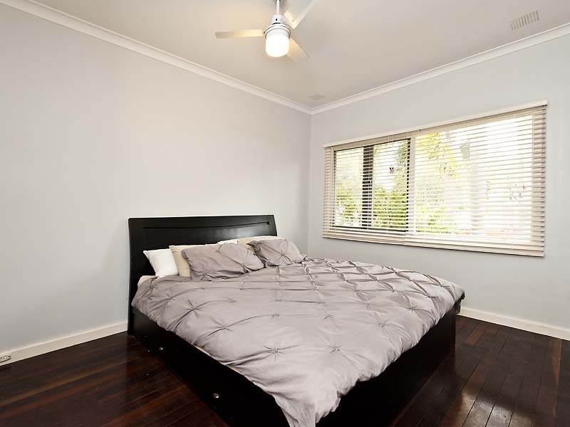 34 Lockett Street, Coolbellup WA 6163