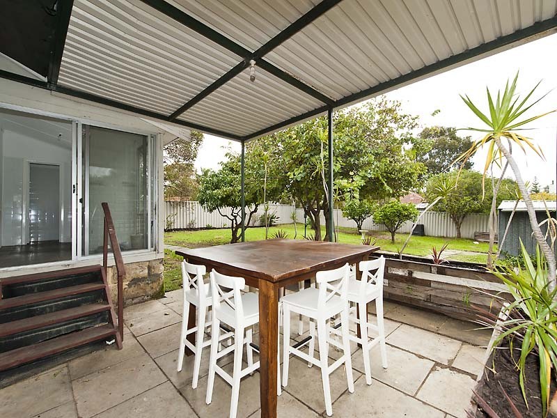 34 Lockett Street, Coolbellup WA 6163