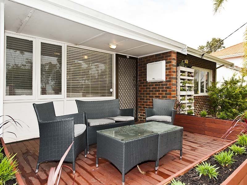 34 Lockett Street, Coolbellup WA 6163