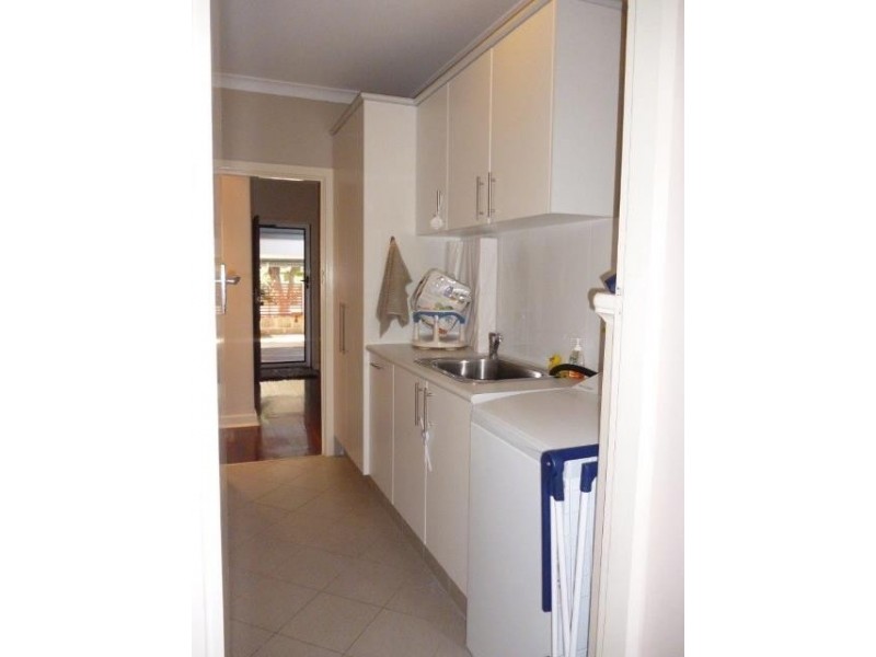 9 Shirley Avenue, Mount Pleasant WA 6153