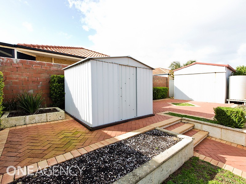 9 Husk Parade, Coogee WA 6166
