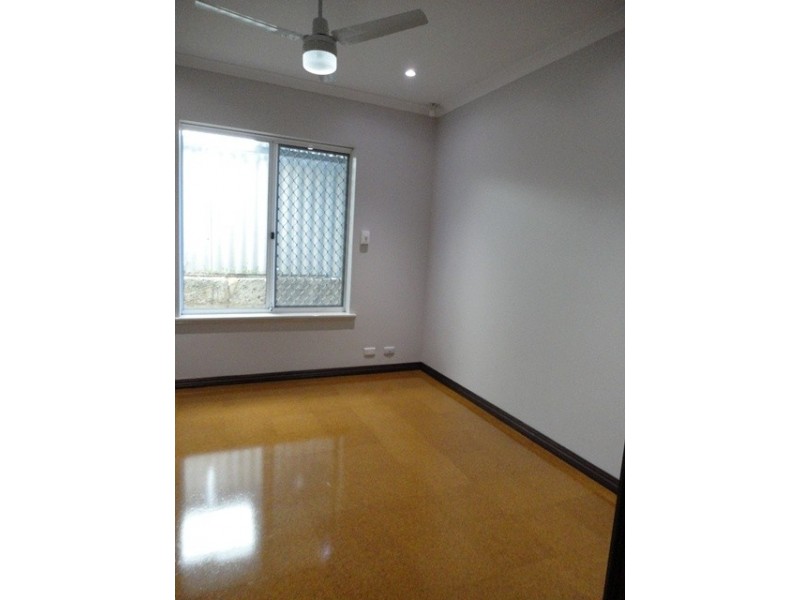 23 Pioneer Drive, Yangebup WA 6164