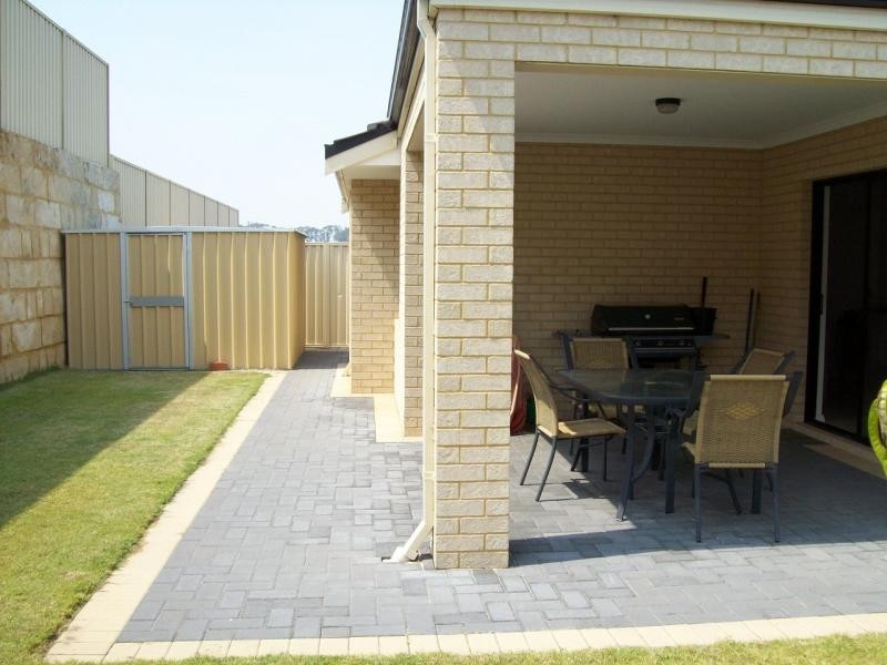 13 Birchley Road, Yangebup WA 6164