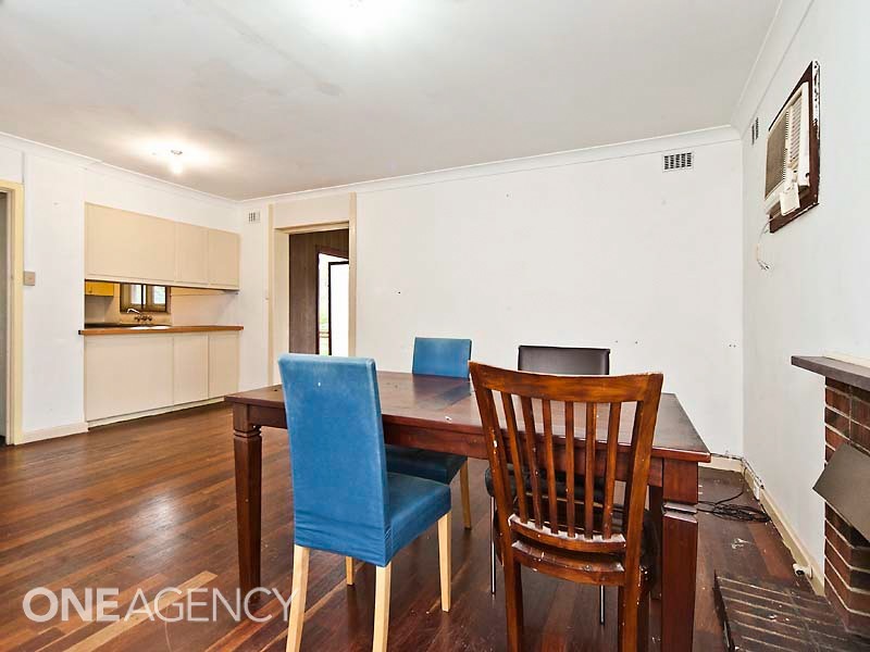 15 Emilia Street, Coolbellup WA 6163