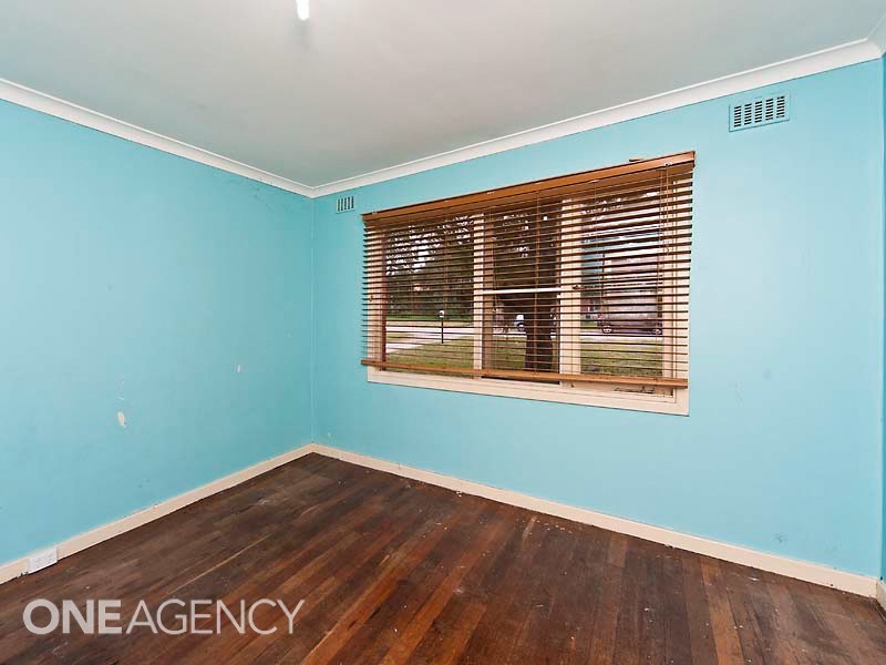 15 Emilia Street, Coolbellup WA 6163