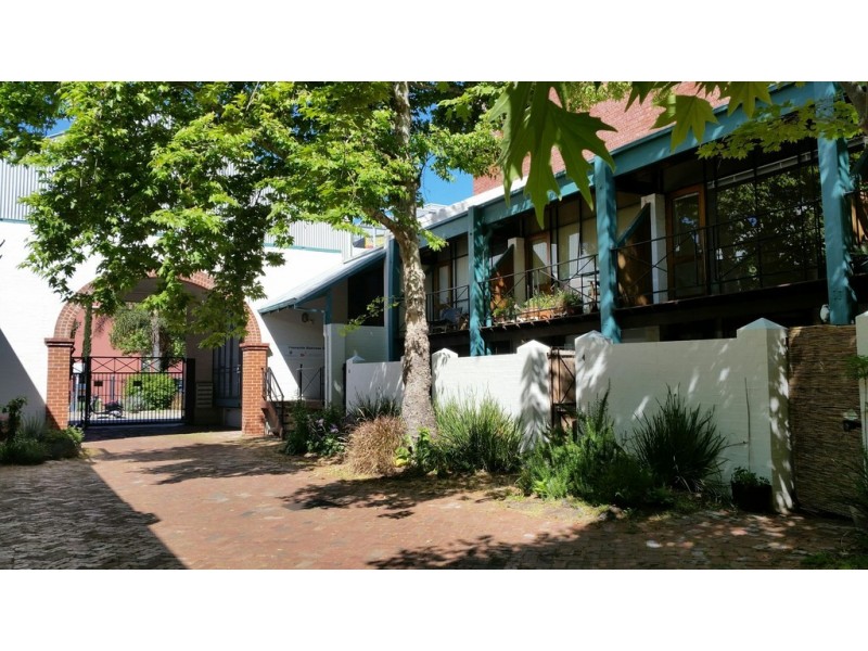 4/31 Pakenham Street, Fremantle WA 6160