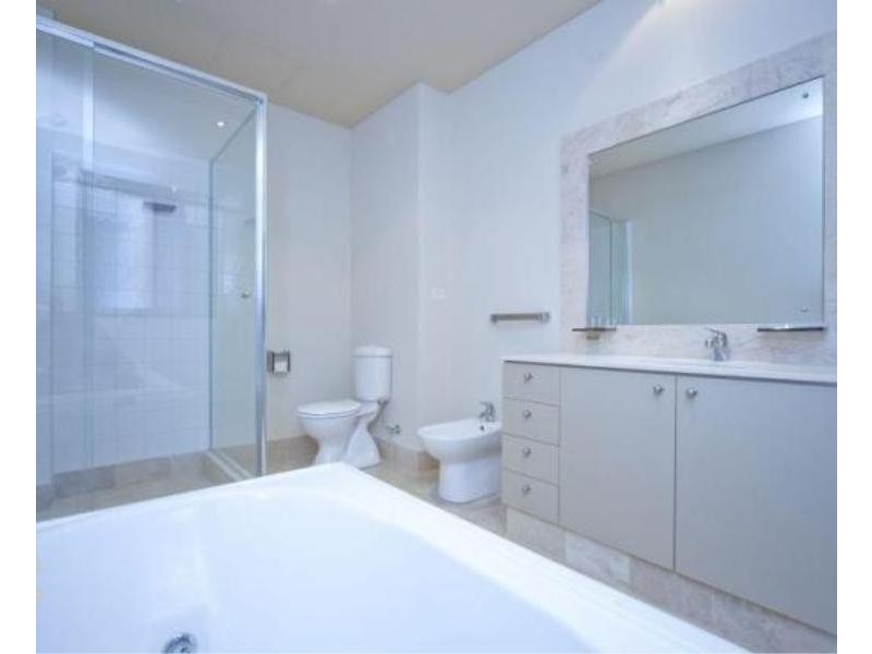 6/70 Elder Place, Fremantle WA 6160