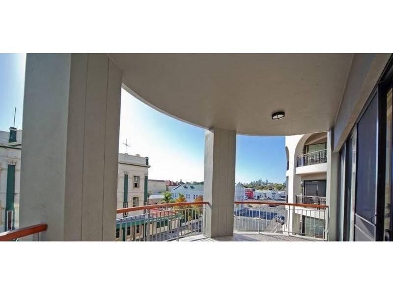 6/70 Elder Place, Fremantle WA 6160