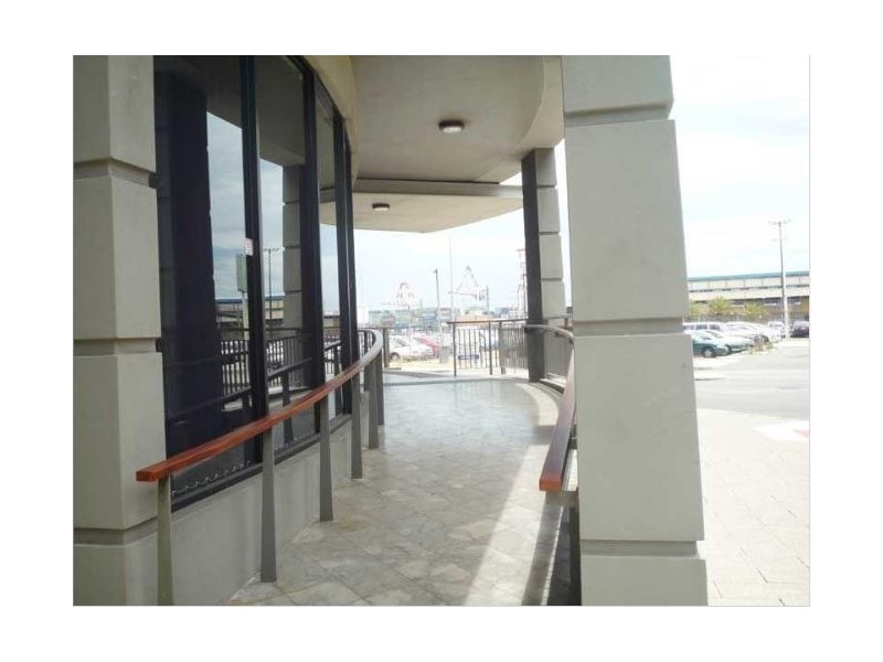 6/70 Elder Place, Fremantle WA 6160