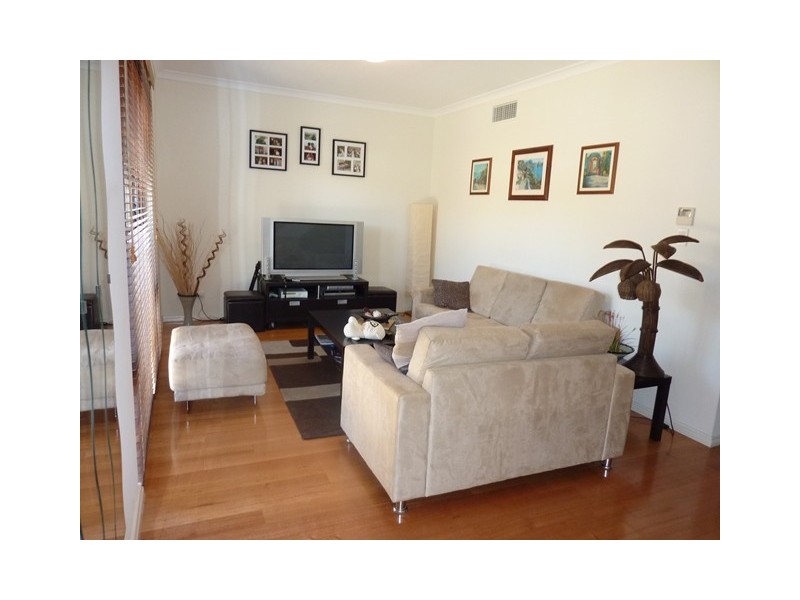 8/9 Healy Road, Hamilton Hill WA 6163