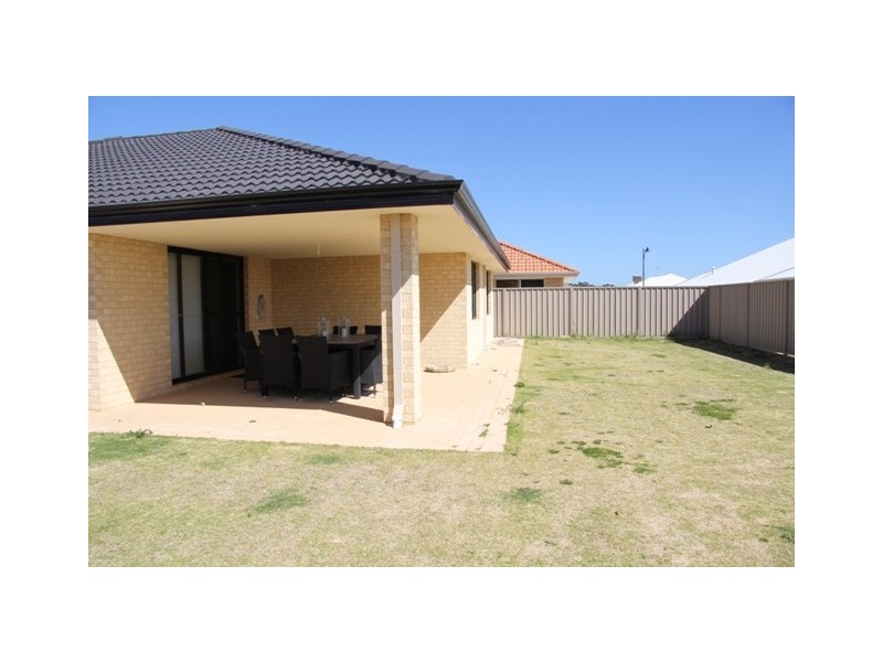 10 Korcula Court, Munster WA 6166