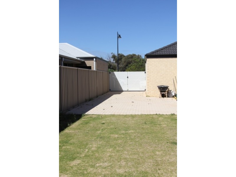 10 Korcula Court, Munster WA 6166