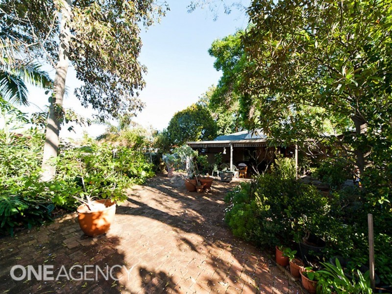 126 Cordelia Avenue, Coolbellup WA 6163