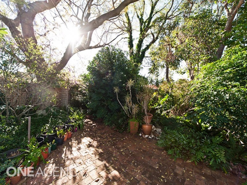 126 Cordelia Avenue, Coolbellup WA 6163