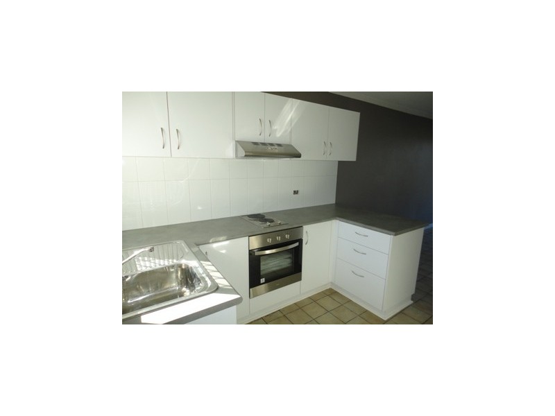 14/3 Burgundy Crescent, Spearwood WA 6163