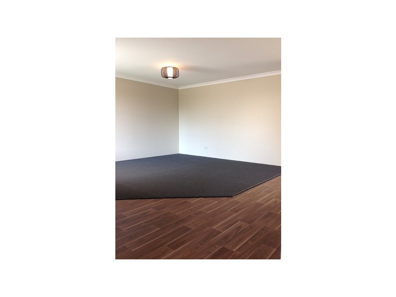 14 Pennine Way, Wellard WA 6170