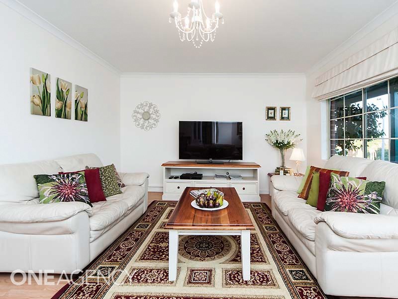 1 Sherbrooke Gardens, Bibra Lake WA 6163