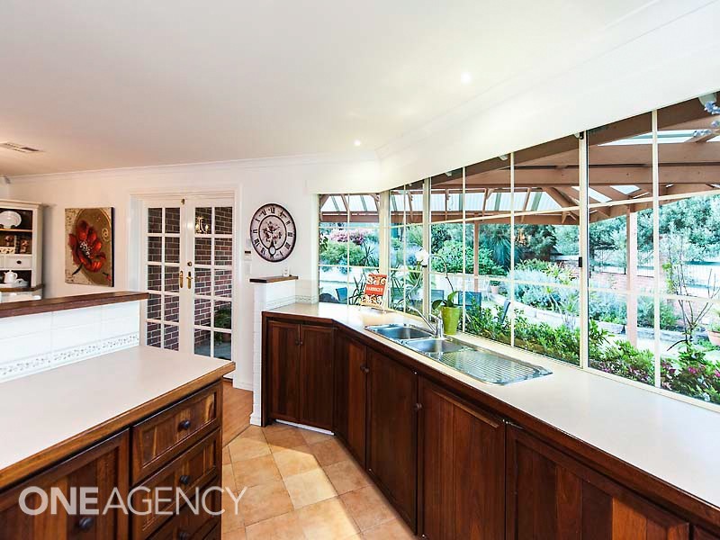 1 Sherbrooke Gardens, Bibra Lake WA 6163