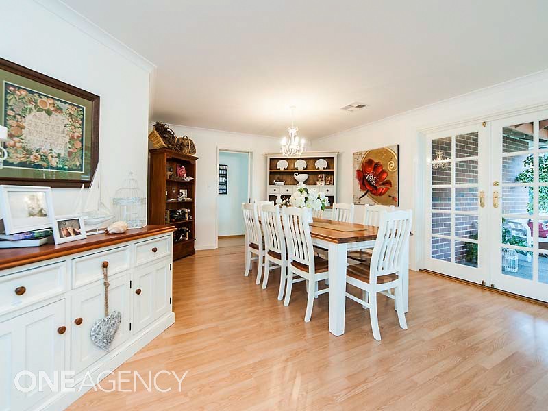 1 Sherbrooke Gardens, Bibra Lake WA 6163