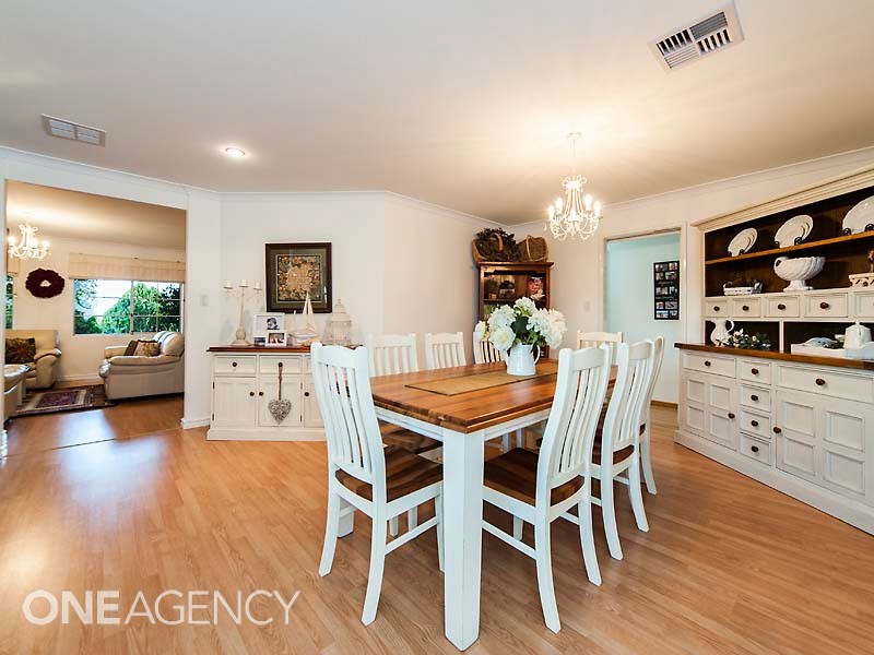 1 Sherbrooke Gardens, Bibra Lake WA 6163