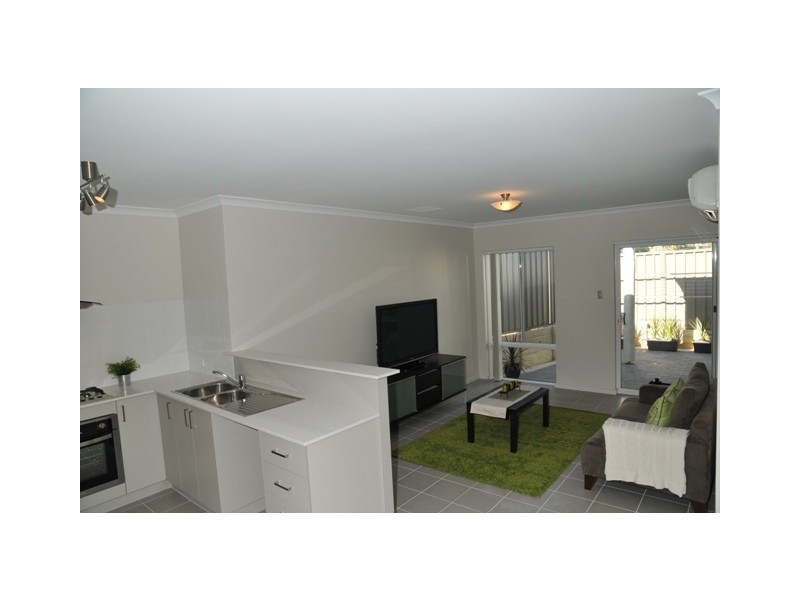 20C Adela Place, Spearwood WA 6163