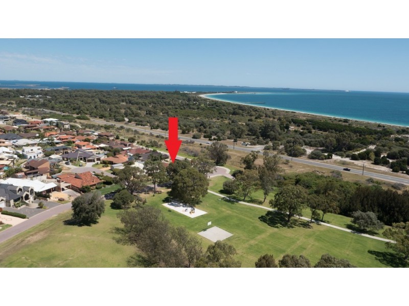 19 Parakeet Way, Coogee WA 6166
