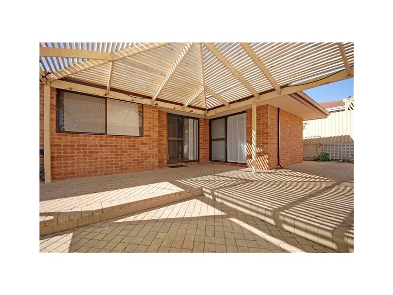 19 Parakeet Way, Coogee WA 6166