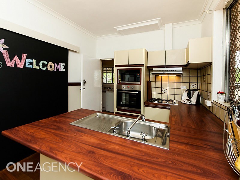 5 Williams Road, Coolbellup WA 6163