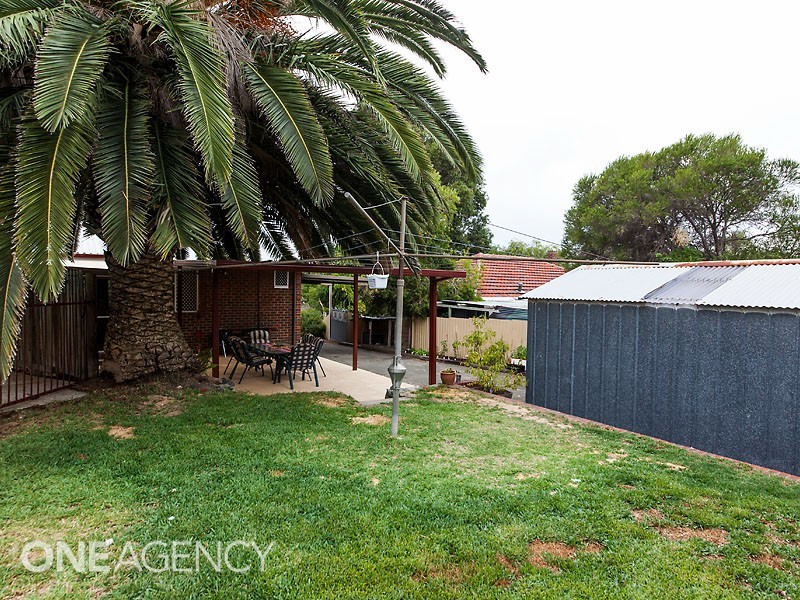 5 Williams Road, Coolbellup WA 6163