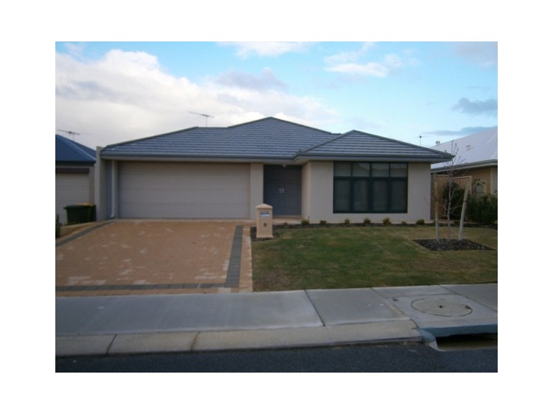 9 Wildfinch Street, Beeliar WA 6164